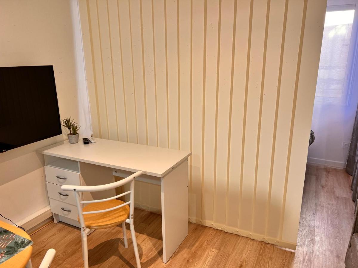 Appartements Calmes - Standing - Hypercentre - Clim - Wifi - Netflix Montpellier Ngoại thất bức ảnh